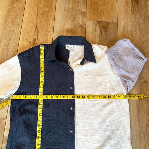 143 Story Women's Button-Up Long Sleeve Gauze Blouse Grey/Cream Med - Picture 5 of 12